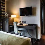 Hotel Uptown Palace