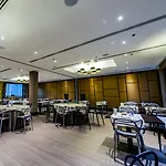 Hotel Uptown Palace