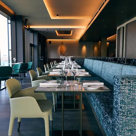 Uptown Palace Otel