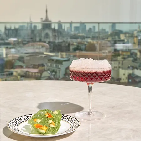 أب تاون بالاس