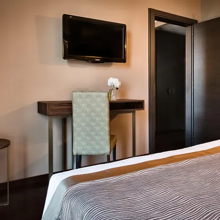 Uptown Palace 4* Milánó