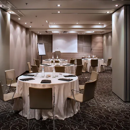 Uptown Palace Szálloda 4*