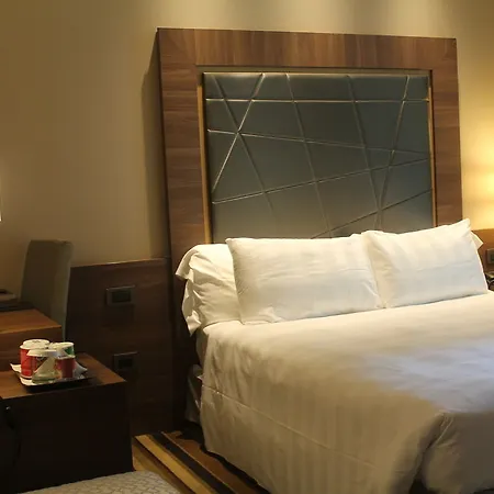 Szálloda Uptown Palace 4*