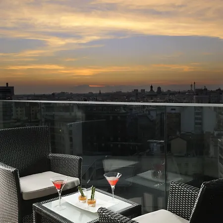 Uptown Palace Hotel 4*
