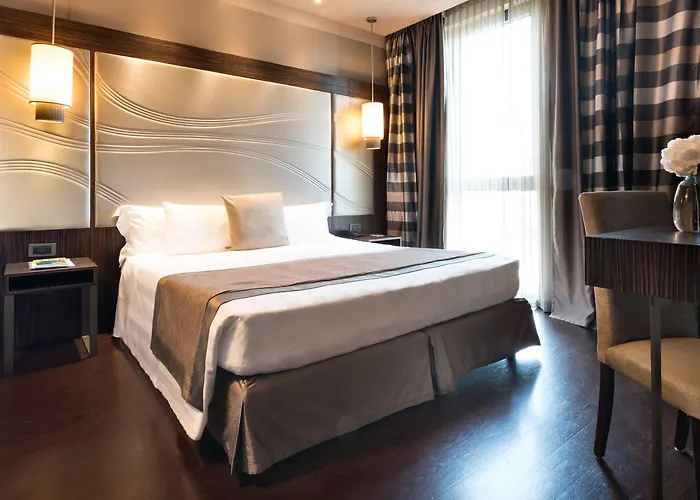 Uptown Palace Szálloda Milánó